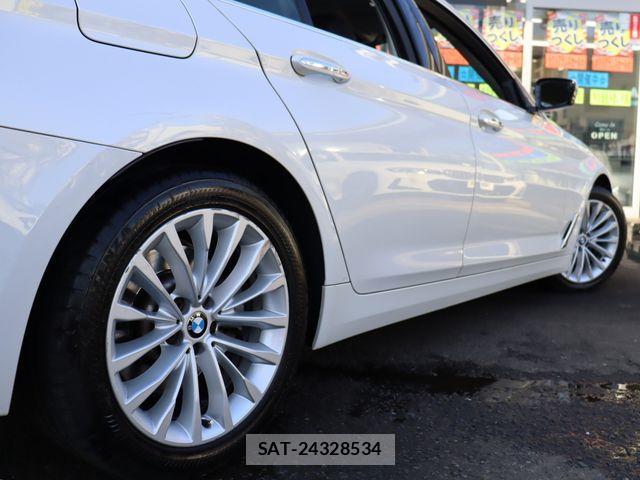 Bmw 5 SERIES 2017-01 3355802-24