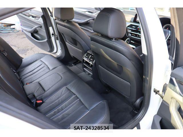 Bmw 5 SERIES 2017-01 3355802-3