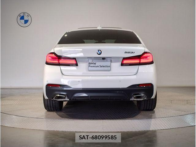 Bmw 5 SERIES 2022-05 3661501-4