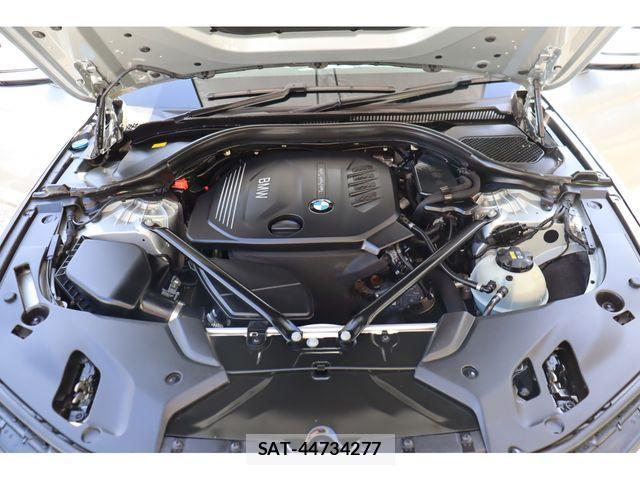 Bmw 5 SERIES 2017-01 4239824-24