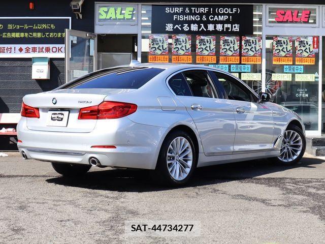 Bmw 5 SERIES 2017-01 4239824-25
