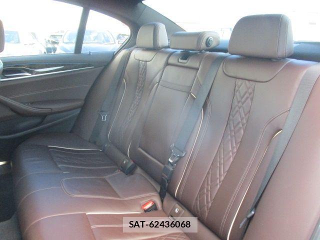 Bmw 5 SERIES 2022-06 4391694-17