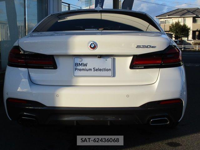 Bmw 5 SERIES 2022-06 4391694-6