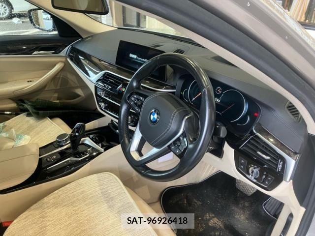 Bmw 5 SERIES 2017-07 4587734-12