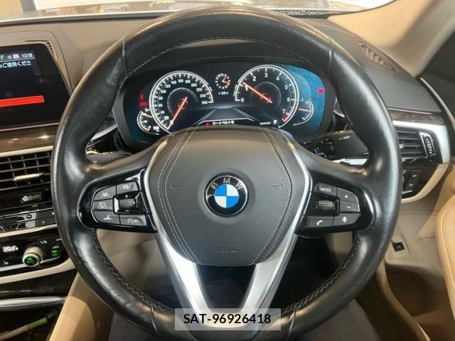 Bmw 5 SERIES 2017-07 4587734-16