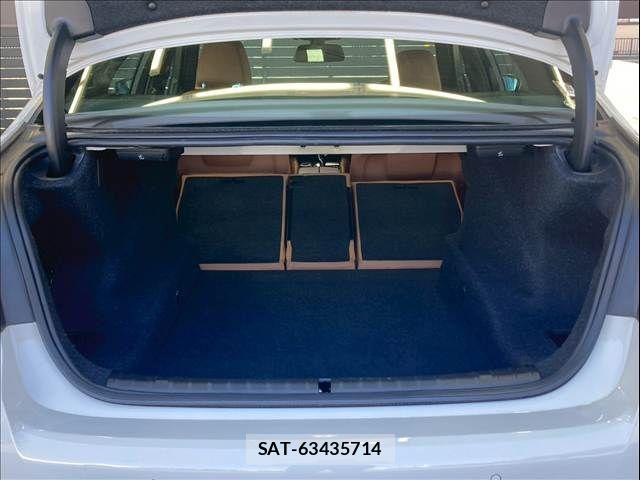 Bmw 5 SERIES 2021-03 4751506-17