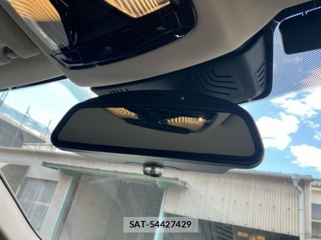 Bmw 5 SERIES 2017-08 4931383-17
