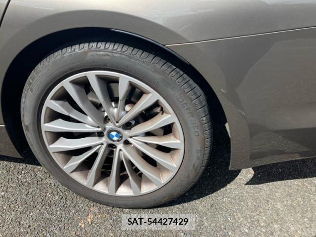 Bmw 5 SERIES 2017-08 4931383-8
