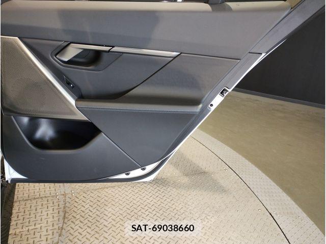 Bmw 5 SERIES 2024-11 4931335-29