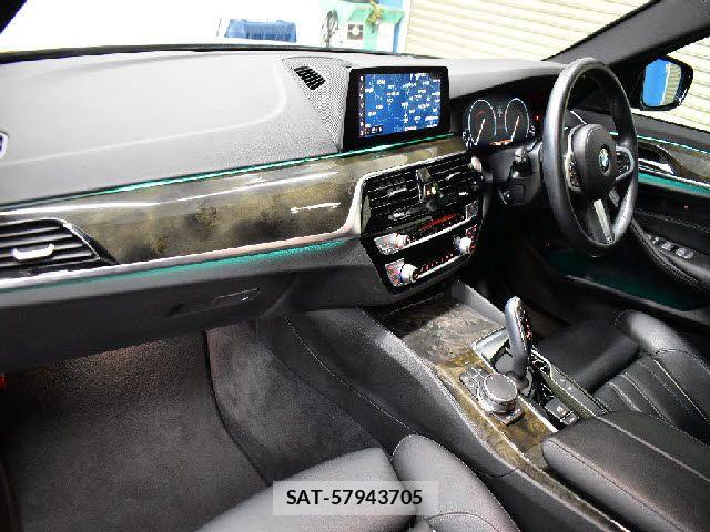 Bmw 5 SERIES 2019-06 5860627-19