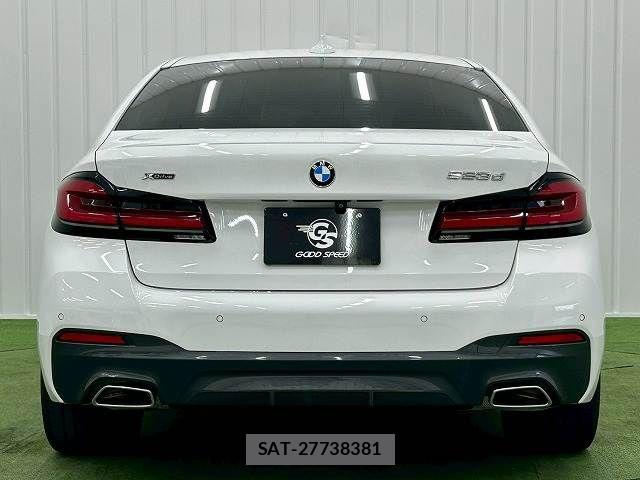 Bmw 5 SERIES 2021-02 5860623-12