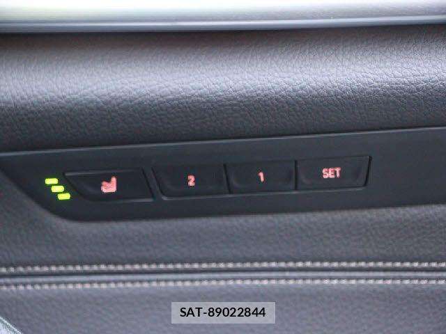 Bmw 5 SERIES 2017-10 5860628-9