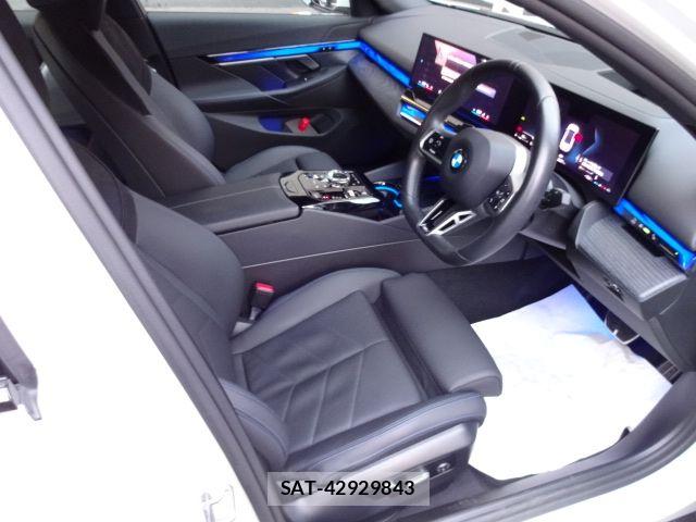 Bmw 5 SERIES 2023-12 5860621-14