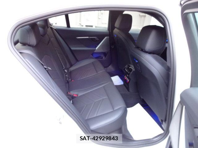 Bmw 5 SERIES 2023-12 5860621-18