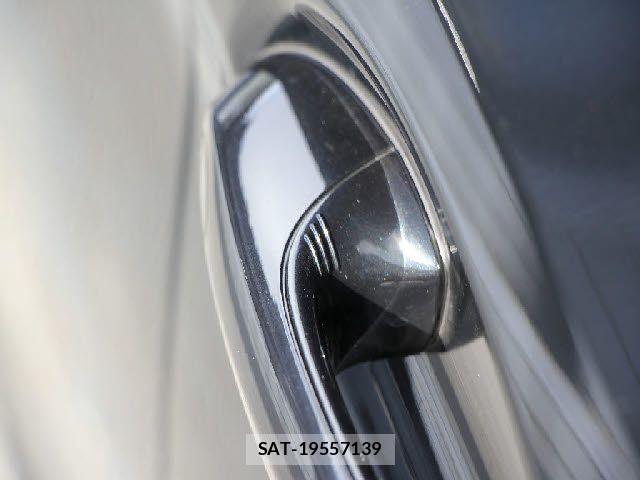 Bmw 5 SERIES 2019-09 5860626-24