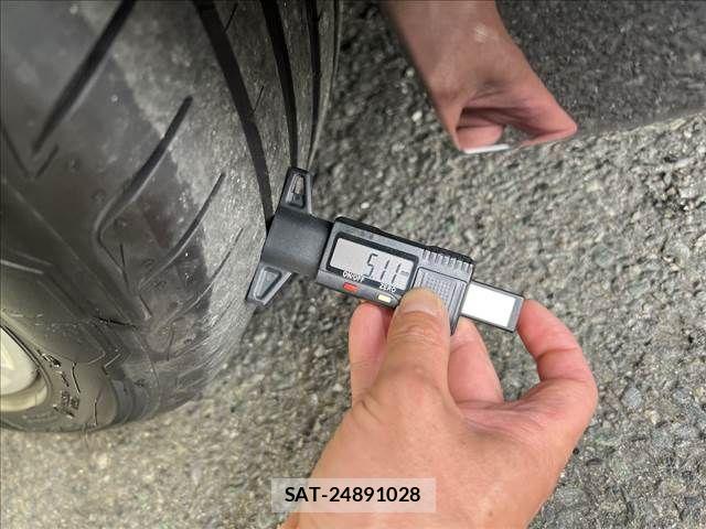Bmw 5 SERIES 2017-02 6242409-5