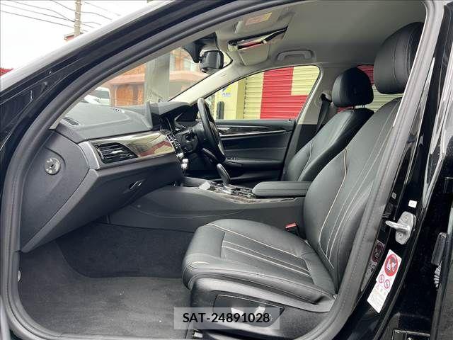 Bmw 5 SERIES 2017-02 6242409-7