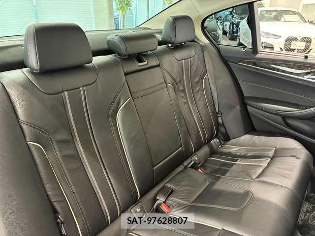 Bmw 5 SERIES 2017-05 6525633-12
