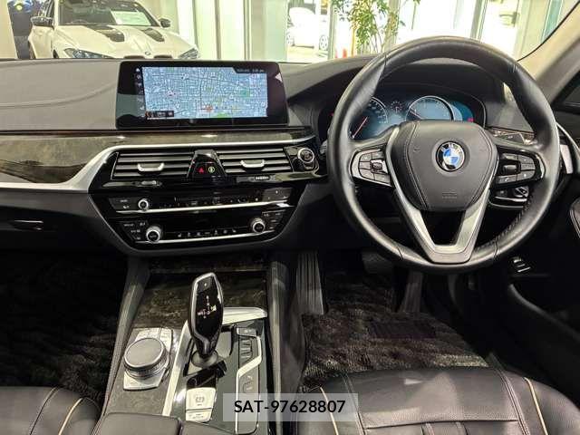 Bmw 5 SERIES 2017-05 6525633-16