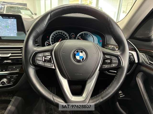 Bmw 5 SERIES 2017-05 6525633-17