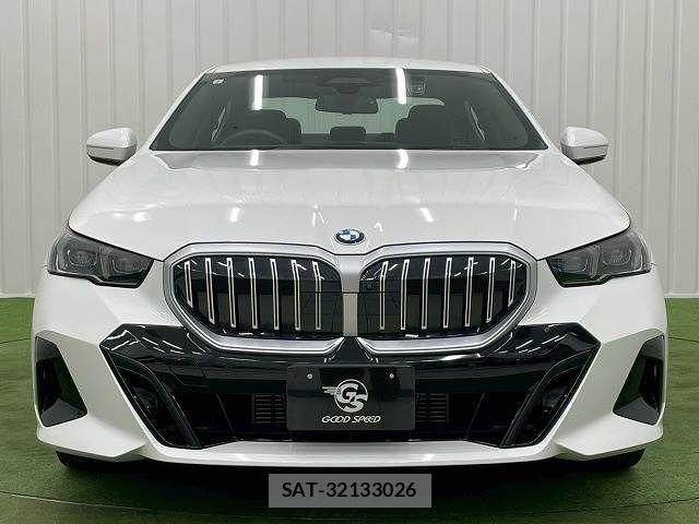 Bmw 5 SERIES 2024-03 6544341-11
