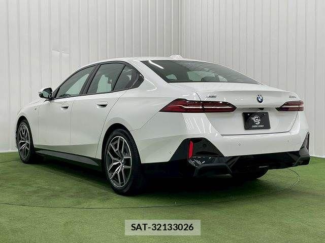 Bmw 5 SERIES 2024-03 6544341-16
