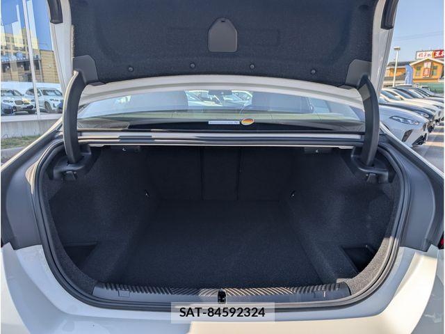 Bmw 5 SERIES 2025-04 6675169-18