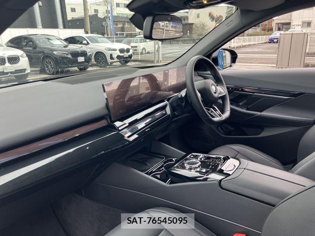 Bmw 5 SERIES 2025-09 6675168-11