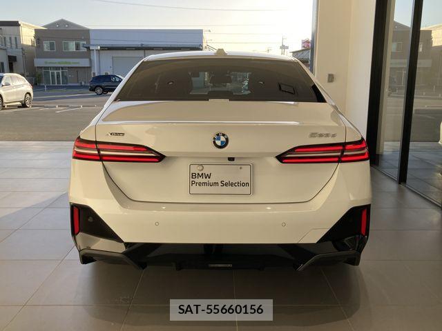 Bmw 5 SERIES 2024-02 6813990-11
