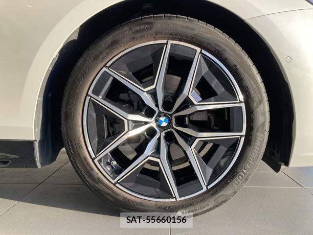 Bmw 5 SERIES 2024-02 6813990-4