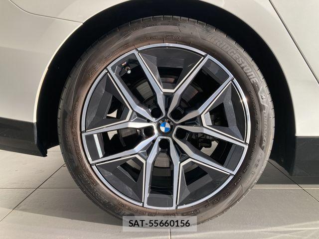 Bmw 5 SERIES 2024-02 6813990-5