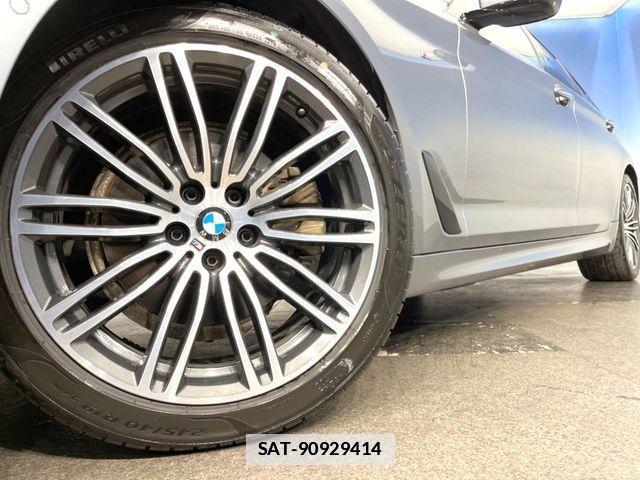 Bmw 5 SERIES 2017-05 6813989-9