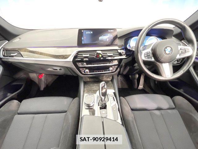 Bmw 5 SERIES 2017-05 6813989-1