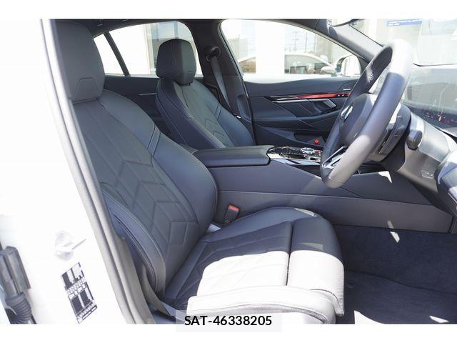 Bmw 5 SERIES 2025-12 6813977-9