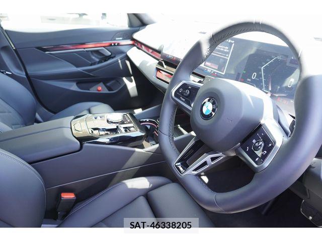 Bmw 5 SERIES 2025-12 6813977-10