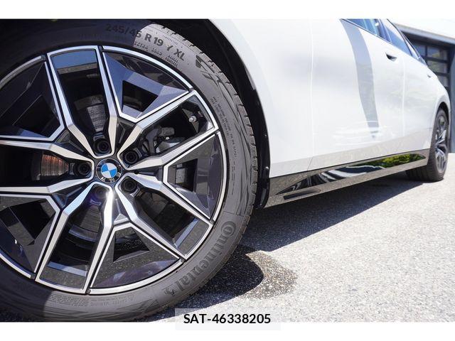 Bmw 5 SERIES 2025-12 6813977-27