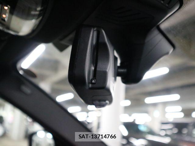 Bmw 5 SERIES 2021-05 6813981-13