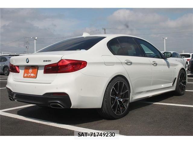 Bmw 5 SERIES 2018-06 6902682-18