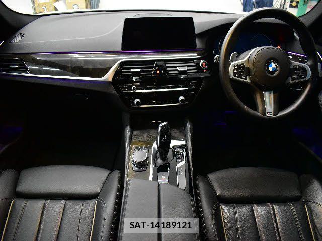 Bmw 5 SERIES 2017-11 6902676-1