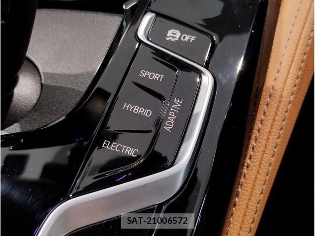 Bmw 5 SERIES 2021-03 6902673-25