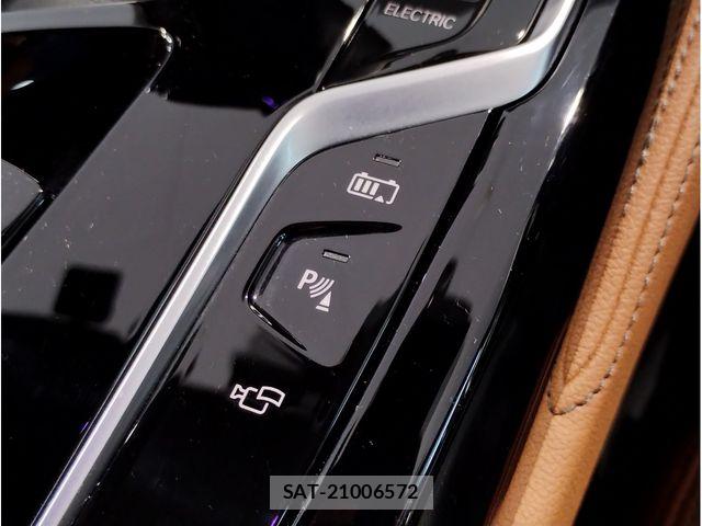 Bmw 5 SERIES 2021-03 6902673-26
