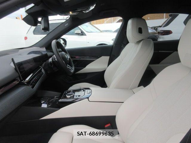 Bmw 5 SERIES 2025-09 7057659-9