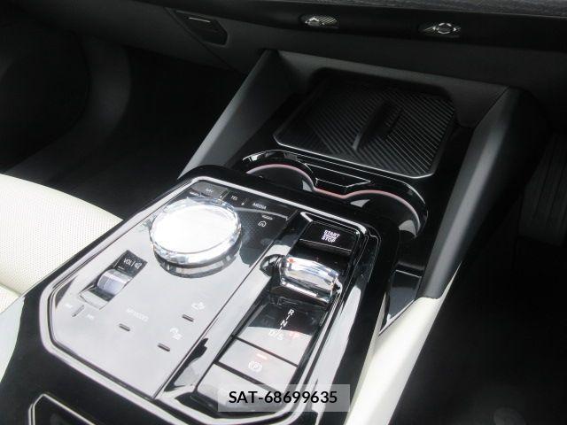 Bmw 5 SERIES 2025-09 7057659-11