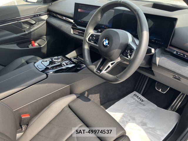 Bmw 5 SERIES 2025-09 7057658-1