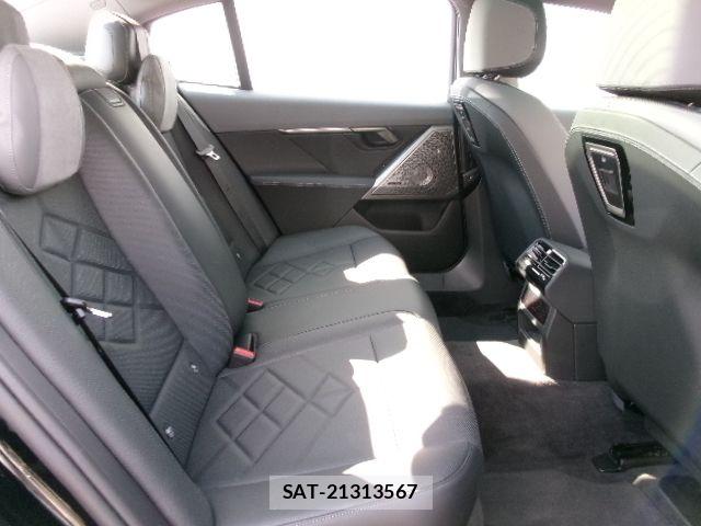 Bmw 5 SERIES 2025-09 7057657-14