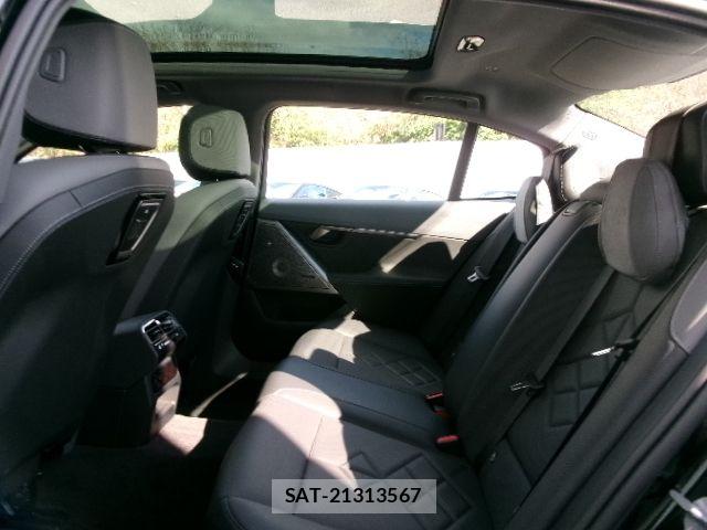 Bmw 5 SERIES 2025-09 7057657-18