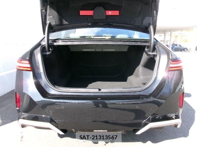 Bmw 5 SERIES 2025-09 7057657-23