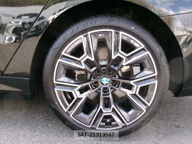 Bmw 5 SERIES 2025-09 7057657-28