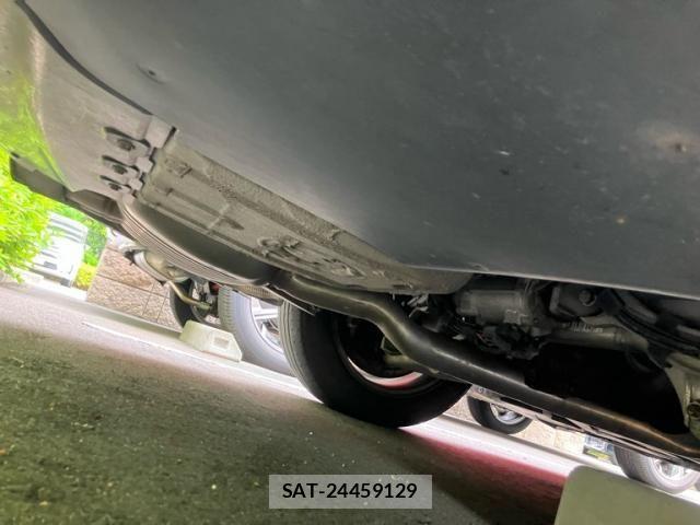 Bmw 5 SERIES 2011-12 7215333-6