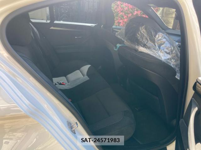 Bmw 5 SERIES 2013-09 7215330-11
